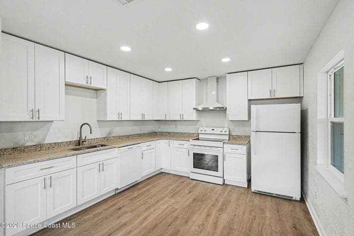 604 Wisteria Drive, Melbourne, FL 32901 — photo 10