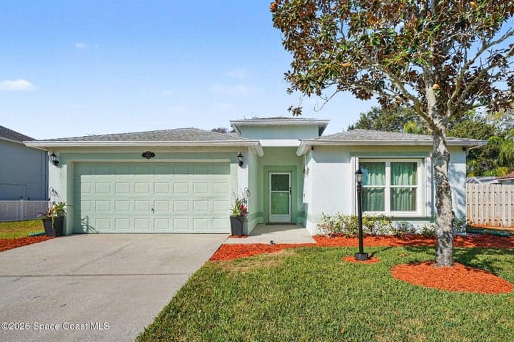 215 Mcclain Drive, West Melbourne, FL 32904