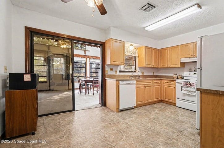 213 Bayshore Avenue NW, Palm Bay, FL 32907 — photo 11