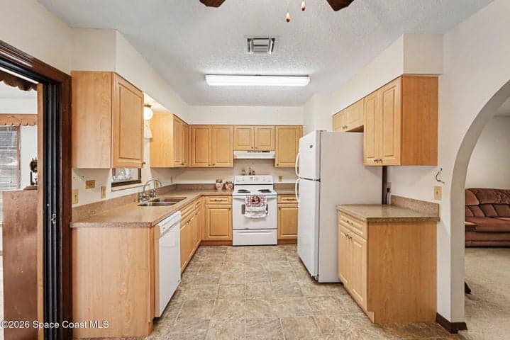 213 Bayshore Avenue NW, Palm Bay, FL 32907 — photo 12
