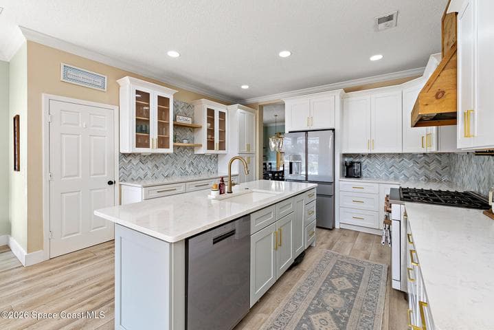 165 Island View Drive, Indian Harbour Beach, FL 32937 — photo 8