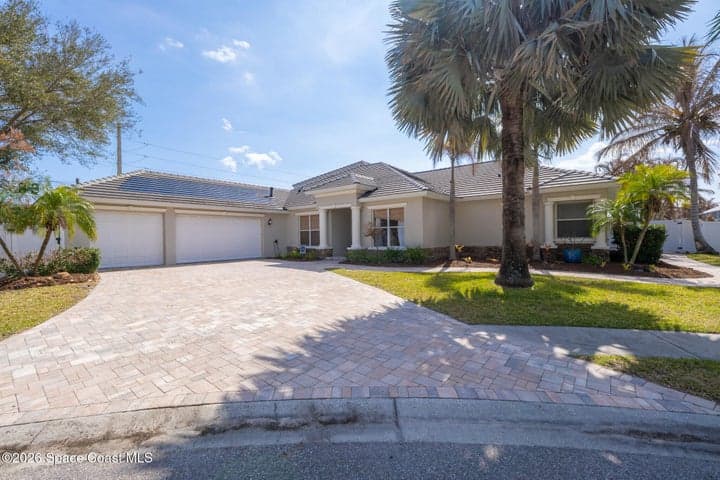 165 Island View Drive, Indian Harbour Beach, FL 32937