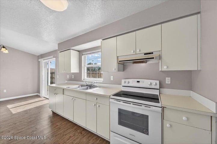 907 School Street, Cocoa, FL 32922 — photo 3