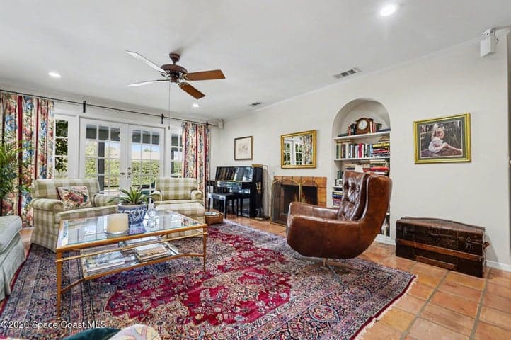290 Marlin Place, Melbourne Beach, FL 32951 — photo 8