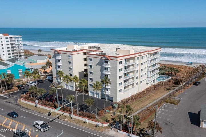925 N Highway A1a 305, Indialantic, FL 32903