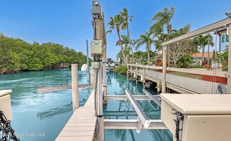 946 Loggerhead Island Drive, Satellite Beach, FL 32937 — photo 8
