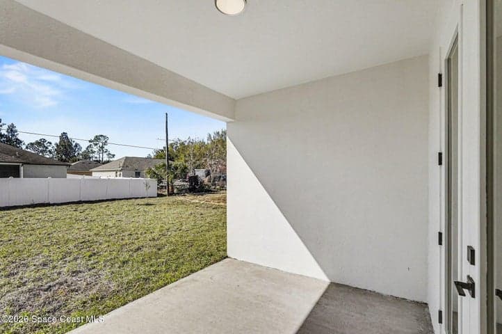 276 Americana Boulevard NW, Palm Bay, FL 32907 — photo 9