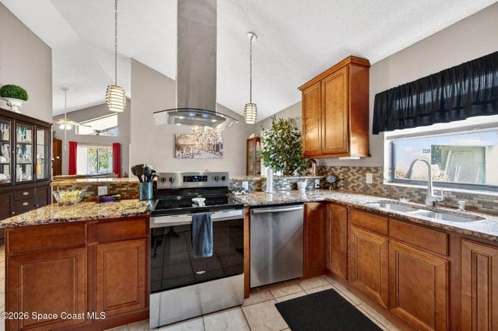 2322 Early Dawn Circle, Melbourne, FL 32935 — photo 11