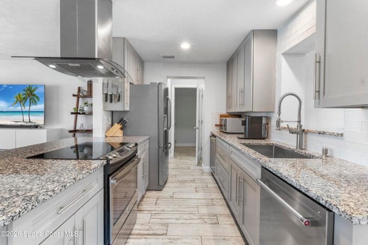 250 Harbour Drive E, Indian Harbour Beach, FL 32937 — photo 11