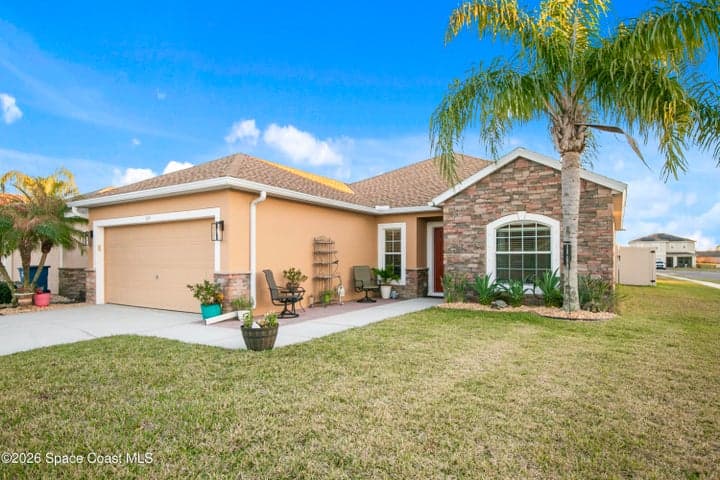189 Wishing Well Circle SW, Palm Bay, FL 32908