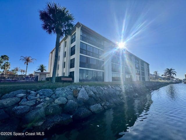 200 S Banana River Boulevard #2418, Cocoa Beach, FL 32931