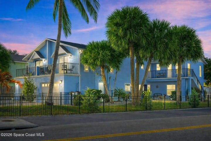 526 Jefferson Avenue, Cape Canaveral, FL 32920