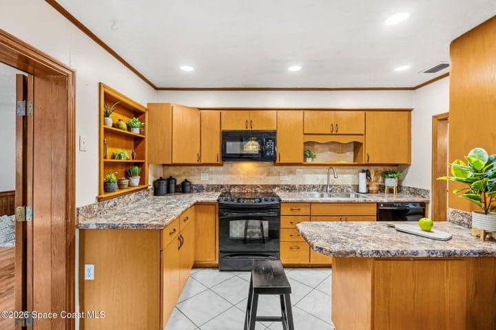 2370 Canterbury Lane, Melbourne, FL 32935 — photo 9