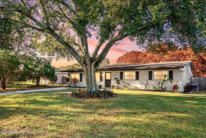 2370 Canterbury Lane, Melbourne, FL 32935