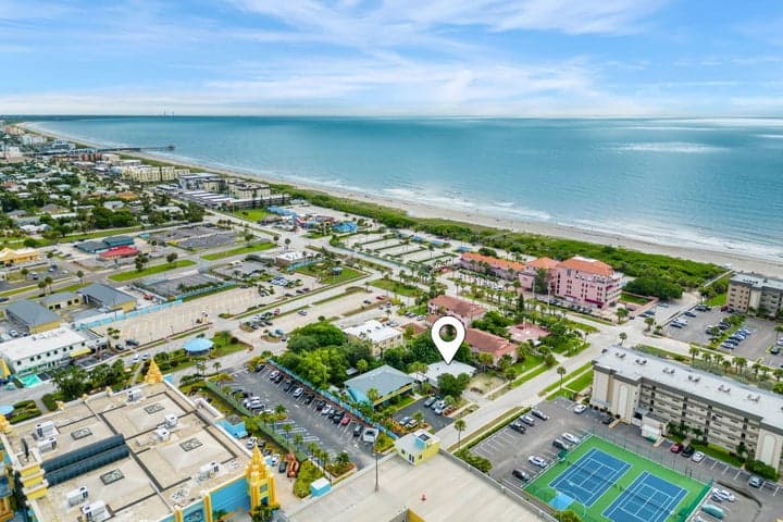 136 Marion Lane, Cocoa Beach, FL 32931 — photo 11