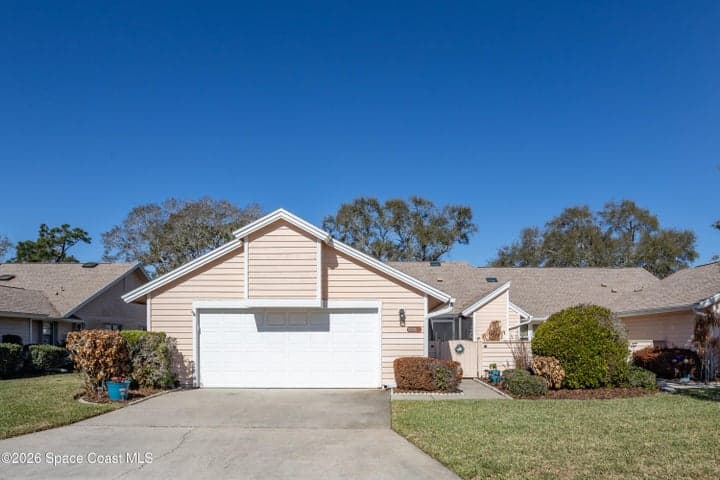 826 Ridge Lake Drive, Melbourne, FL 32940