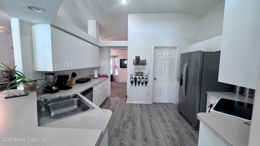 615 Sheridan Woods Drive, Melbourne, FL 32904 — photo 7