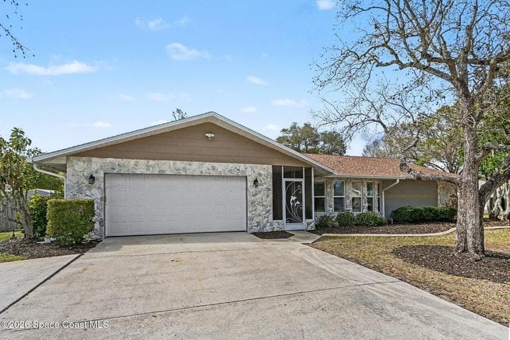 742 Penguin Avenue NE, Palm Bay, FL 32907 — photo 4