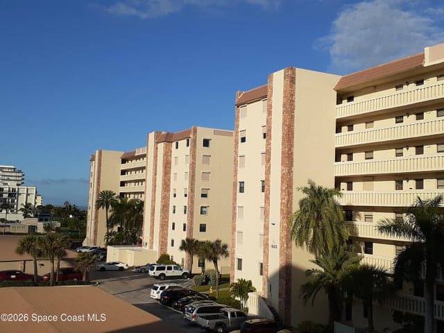 1860 N Atlantic Avenue B406, Cocoa Beach, FL 32931