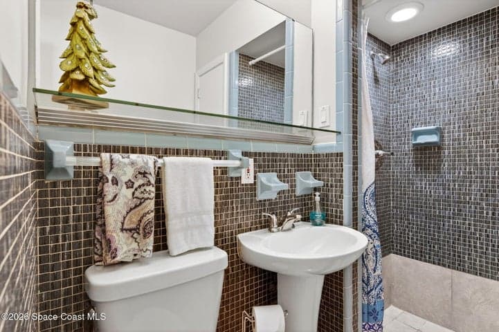 260 Garfield Avenue, Cocoa Beach, FL 32931 — photo 27