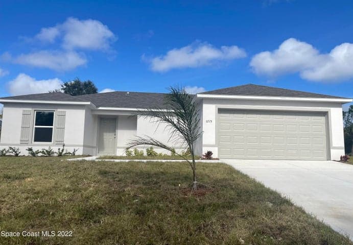 1215 Hastings Road SW, Palm Bay, FL 32908