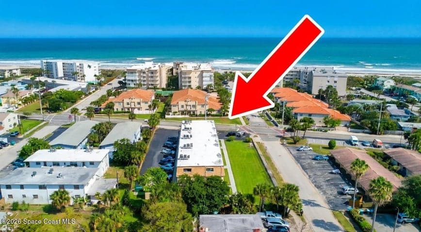 7101 Ridgewood Avenue 104, Cape Canaveral, FL 32920