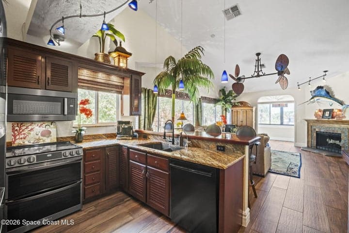 601 Monroe Avenue, Cape Canaveral, FL 32920 — photo 10