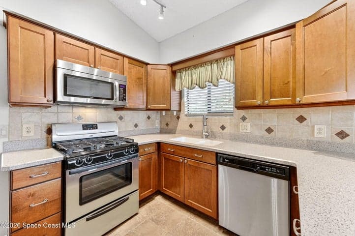 810 Parkside Place #810, Indian Harbour Beach, FL 32937 — photo 17