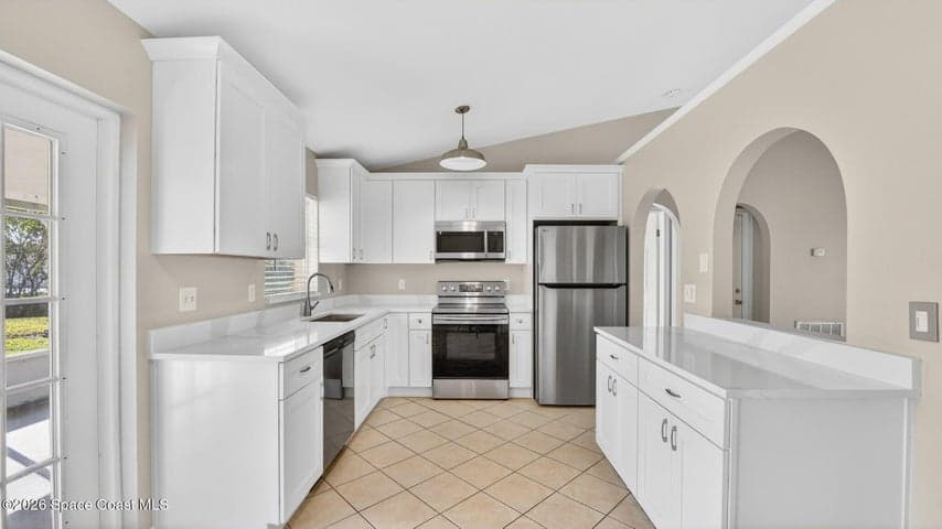713 Cottbus Avenue NW, Palm Bay, FL 32907 — photo 9