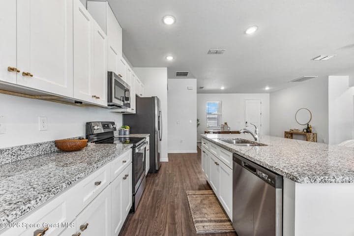 209 Wendover Road SW, Palm Bay, FL 32908 — photo 10