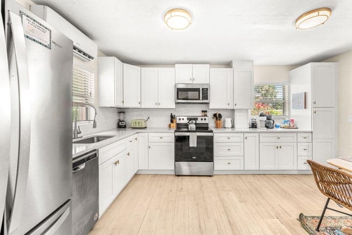 214 S Orlando Avenue, Cocoa Beach, FL 32931 — photo 7