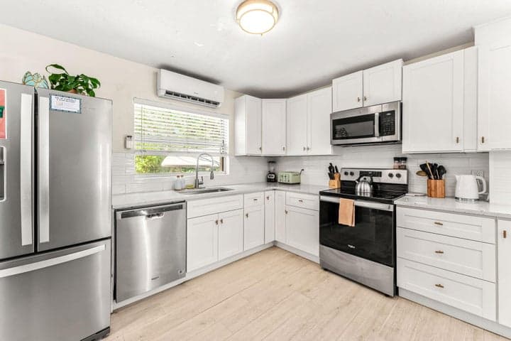 214 S Orlando Avenue, Cocoa Beach, FL 32931 — photo 8