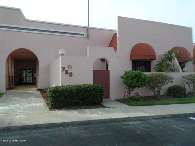 750 S Orlando Avenue 404, Cocoa Beach, FL 32931