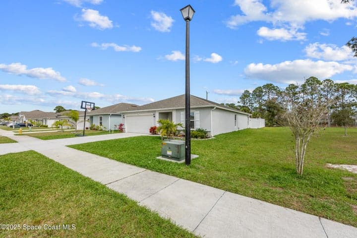 324 Alminar Avenue SE, Palm Bay, FL 32909 — photo 3