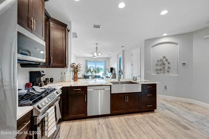 8563 Loren Cove Drive, Melbourne, FL 32940 — photo 9