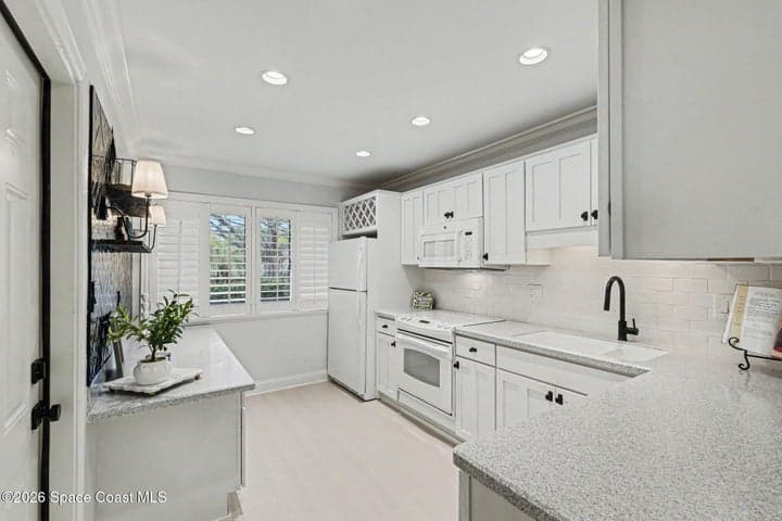 255 Country Club Drive, Melbourne, FL 32940 — photo 10