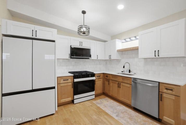 116 & 118 Lincoln Avenue, Cape Canaveral, FL 32920 — photo 18
