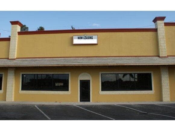 230 E Merritt Island Causeway #104, Merritt Island, FL 32952