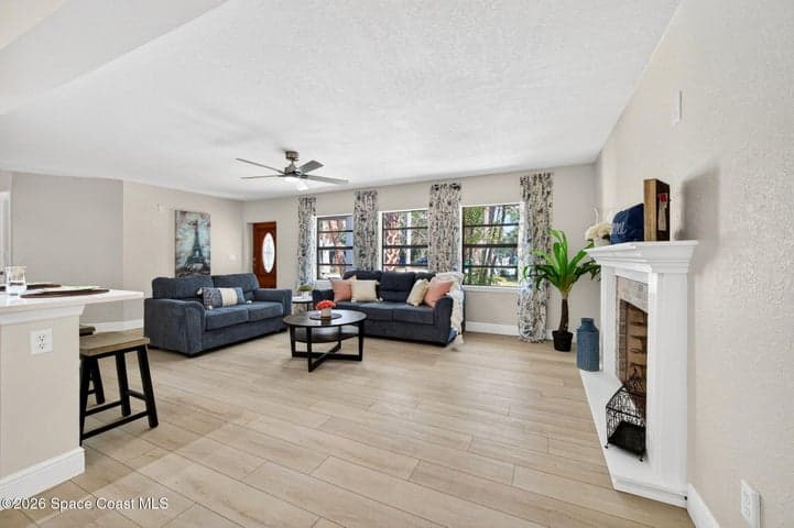 7486 Livingstone Lane, Melbourne, FL 32904 — photo 4