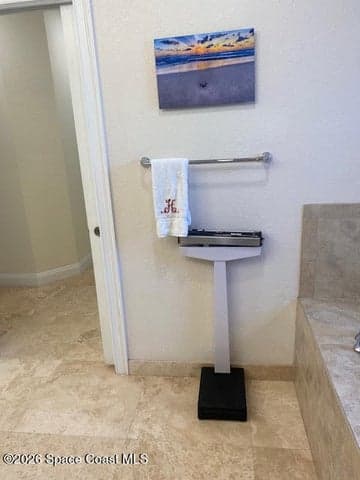 Photo 24