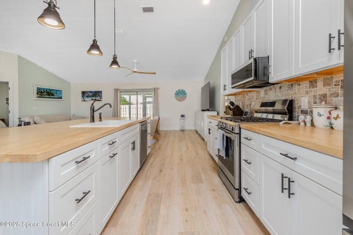 116 Oak Lake Road, Melbourne, FL 32901 — photo 13