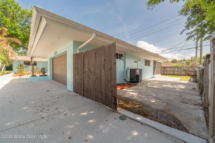 525 Bahama Drive, Indialantic, FL 32903 — photo 30