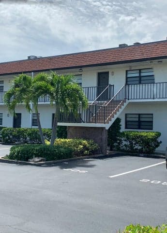 200 Saint Lucie Lane #207, Cocoa Beach, FL 32931