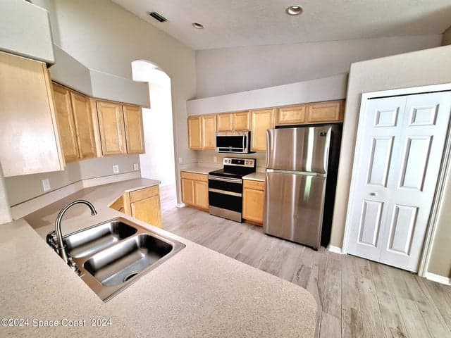 2622 Glasbern Circle, Melbourne, FL 32904 — photo 9