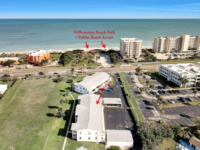 2186 Highway A1a B6, Indian Harbour Beach, FL 32937