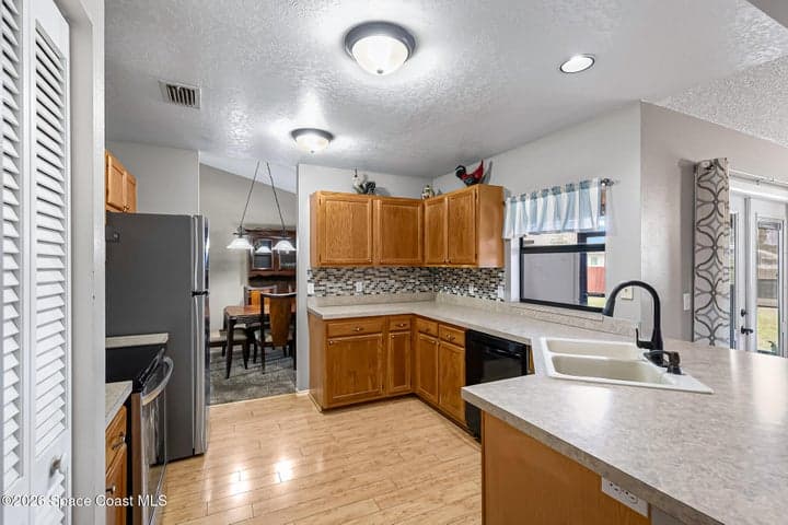 211 Seahorse Circle SE, Palm Bay, FL 32909 — photo 17