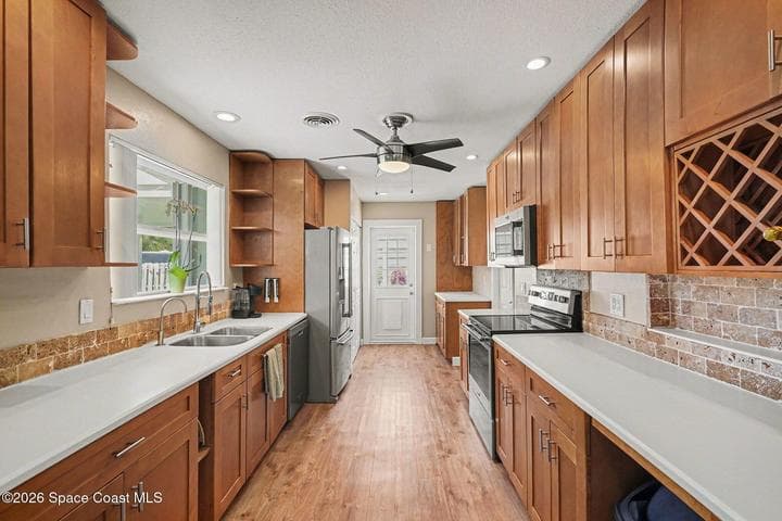 284 Thomas Barbour Drive, Melbourne, FL 32935 — photo 8