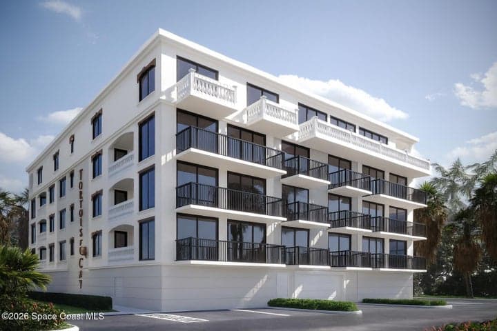 327 Wilson Avenue 202, Cocoa Beach, FL 32931