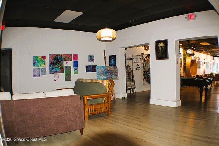 Photo 5