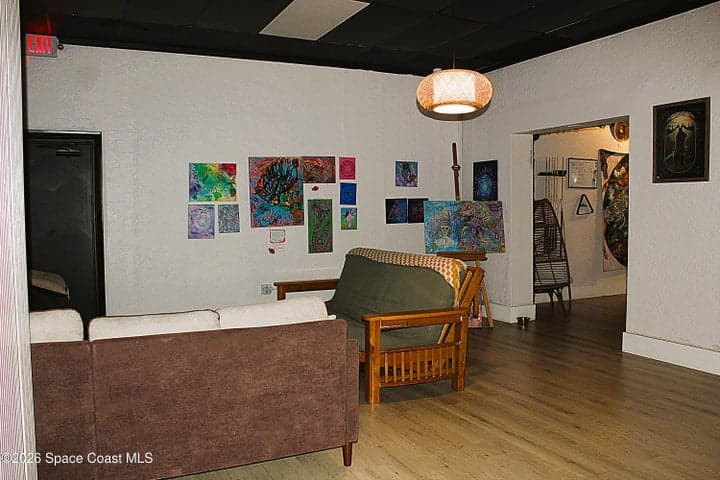 Photo 7
